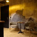 Leon S Place Apartman Brassó