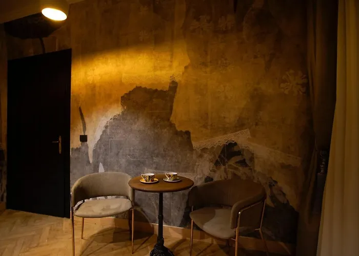 Leon S Place * 브라쇼브